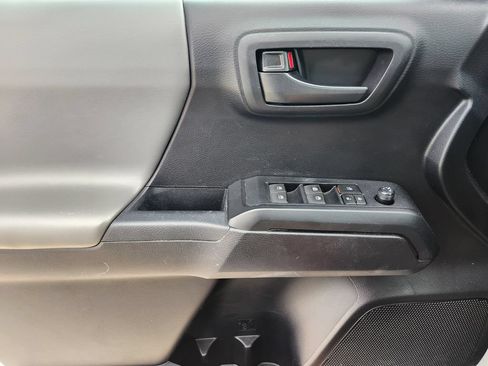 Used 2021 Toyota Tacoma SR w/ SR Convenience Package RWD image 23