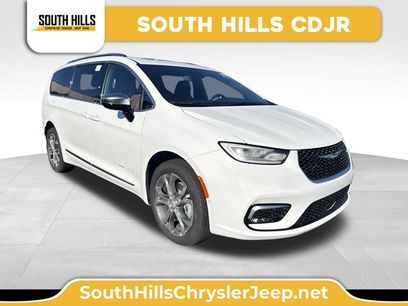 New 2026 Chrysler Pacifica Pinnacle