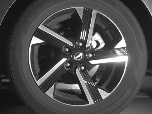 Used 2025 Nissan Sentra SV image 14