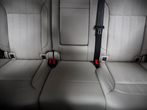 Used 2017 Mercedes-Benz GLE 350 image 19