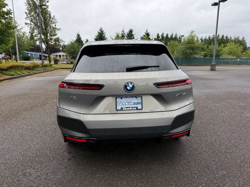 Used 2023 BMW iX xDrive50 w/ Convenience Package AWD/4WD image 6