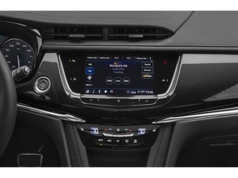 Used 2023 Cadillac XT6 Premium Luxury w/ Technology Package AWD/4WD image 10