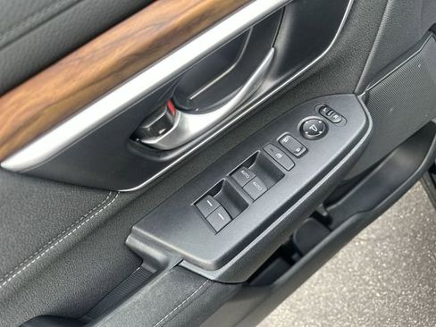 Used 2017 Honda CR-V EX image 17