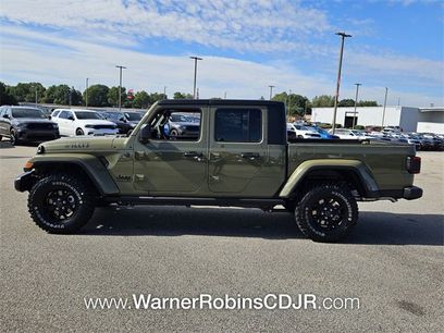 New 2025 Jeep Gladiator Sport