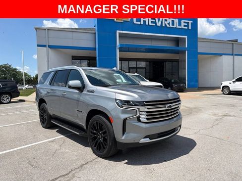 Used 2024 Chevrolet Tahoe High Country AWD/4WD image 1