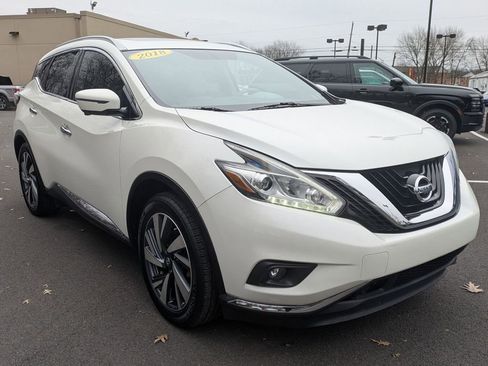 Used 2018 Nissan Murano Platinum image 3