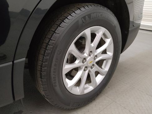 Used 2020 Chevrolet Equinox LS w/ LS Convenience Package image 31