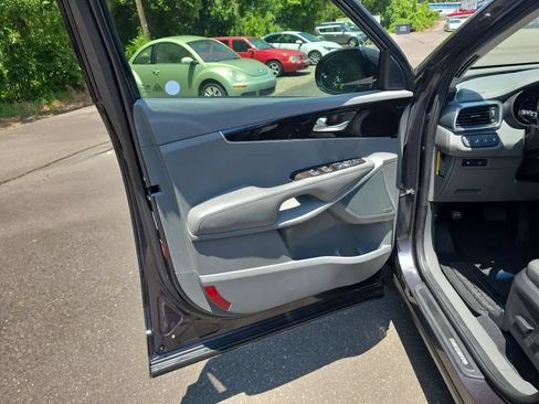 Used 2016 Kia Sorento EX w/ EX Touring Package FWD image 41