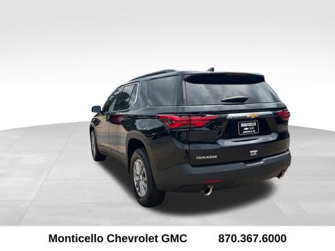 Used 2023 Chevrolet Traverse LT FWD image 5