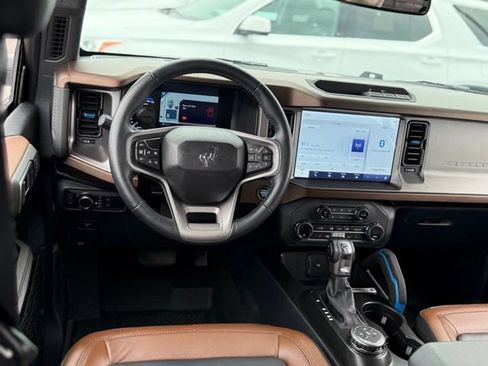 Certified 2023 Ford Bronco Outer Banks AWD/4WD image 5