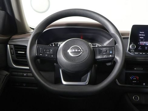 Used 2023 Nissan Rogue SV AWD/4WD image 31