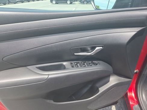 Used 2025 Hyundai Tucson SEL AWD/4WD image 16