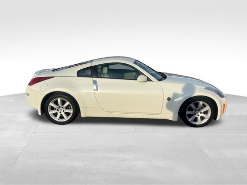 Used 2004 Nissan 350Z Touring w/ Aerodynamics Pkg image 7