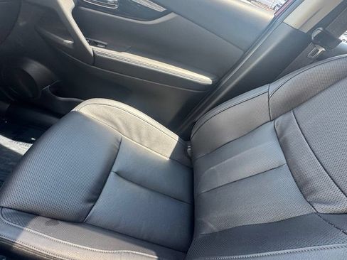 Used 2022 Nissan Rogue Sport SL w/ Premium Package AWD/4WD image 23