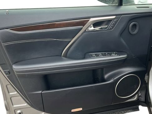 Used 2019 Lexus RX 450h AWD image 9