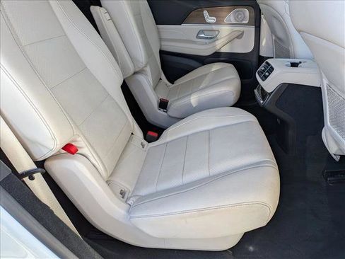 Certified 2023 Mercedes-Benz GLS 450 4MATIC image 22