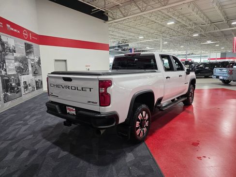 Certified 2024 Chevrolet Silverado 2500 ZR2 w/ Technology Package AWD/4WD image 3