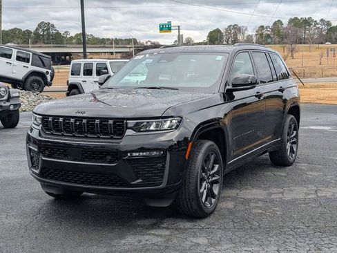 New 2026 Jeep Grand Cherokee Limited AWD/4WD image 4