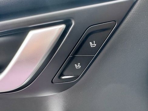 Used 2022 Kia EV6 Wind w/ Wind Technology Package image 27