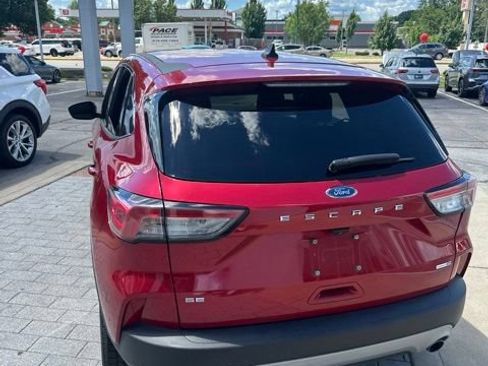 Used 2020 Ford Escape SE AWD/4WD image 16