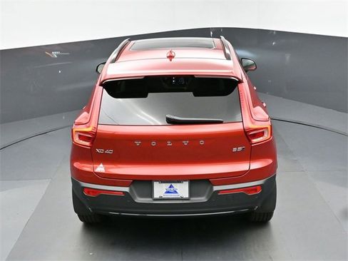 Used 2023 Volvo XC40 B5 Plus w/ Protection Package Premier image 46