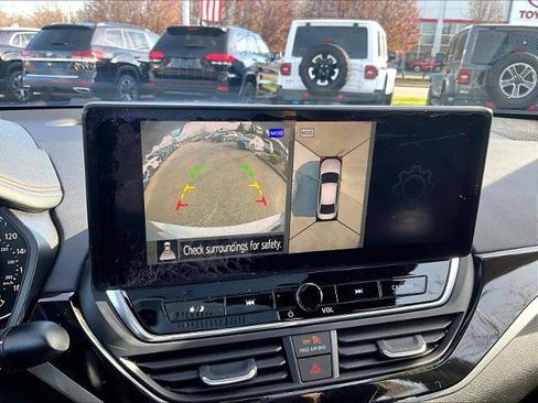 Certified 2024 Nissan Altima 2.0 SR image 19