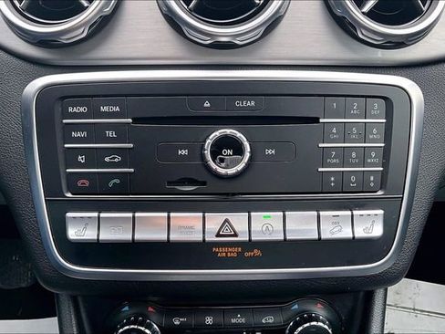 Certified 2019 Mercedes-Benz GLA 250 4MATIC image 18