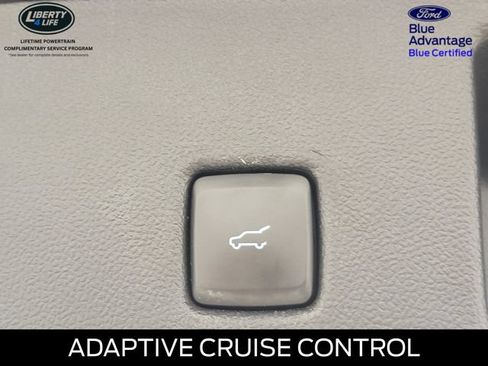 Certified 2022 Ford Escape SEL w/ SEL Stealth AWD Package image 17