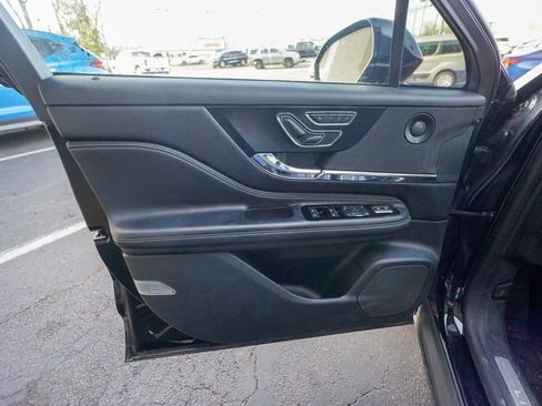 Used 2020 Lincoln Corsair Reserve w/ Elements Package image 18