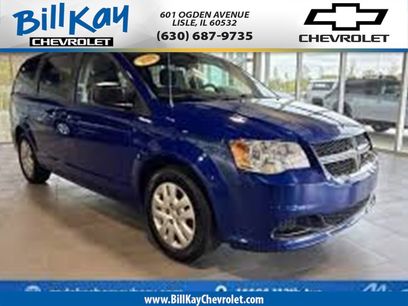 Used 2018 Dodge Grand Caravan SE w/ UConnect Hands-Free Group