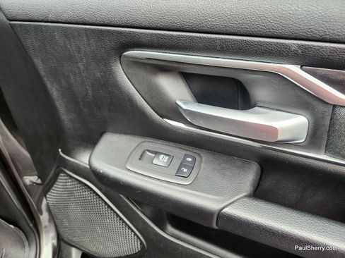 Used 2019 RAM 1500 Big Horn AWD/4WD image 35