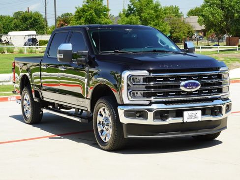 Used 2025 Ford F250 Lariat w/ Chrome Package AWD/4WD image 6