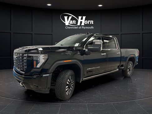 Used 2025 GMC Sierra 2500 Denali Ultimate AWD/4WD image 3