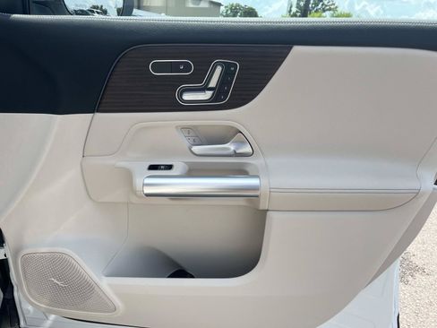 Used 2026 Mercedes-Benz GLA 250 4MATIC image 24