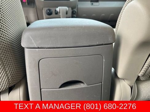 Used 2012 Nissan Frontier SV w/ SV Premium Utility Pkg AWD/4WD image 16