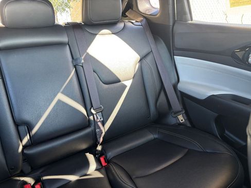 Used 2025 Jeep Compass Limited image 38