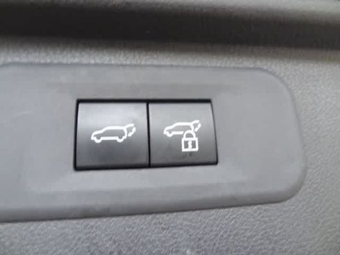 Used 2025 Toyota Grand Highlander AWD image 10