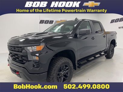 New 2026 Chevrolet Silverado 1500 Custom Trail Boss w/ LPO, Dark Essentials Package