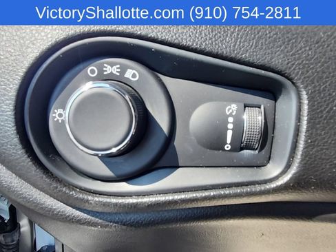 Used 2021 Jeep Renegade Sport AWD/4WD image 14