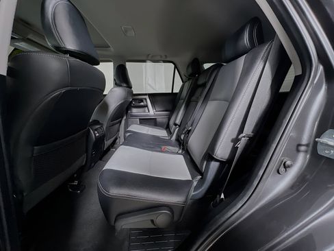 Used 2019 Toyota 4Runner SR5 Premium image 28