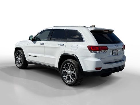 Used 2022 Jeep Grand Cherokee Limited w/ Trailer Tow Group IV image 3