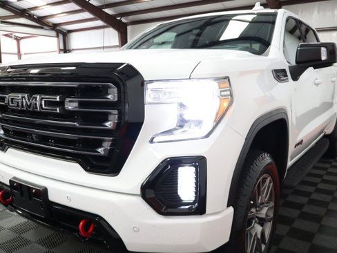 Used 2021 GMC Sierra 1500 AT4 w/ AT4 Premium Package AWD/4WD image 26