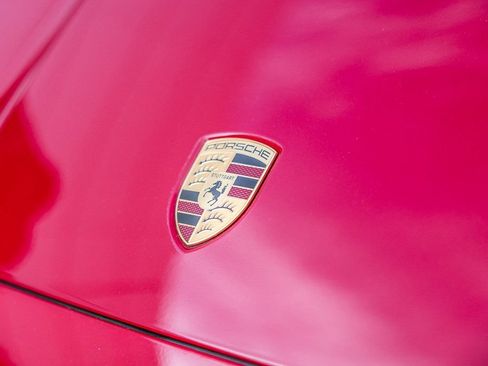 Certified 2025 Porsche Cayenne E-Hybrid AWD/4WD image 28