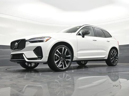 Used 2024 Volvo XC60 B5 Ultimate AWD/4WD image 23