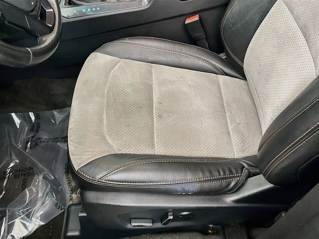 Used 2017 Ford Explorer XLT w/ Equipment Group 202A AWD/4WD image 19