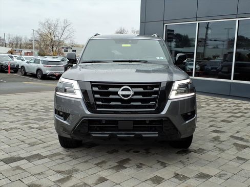 Certified 2024 Nissan Armada SL w/ Midnight Edition Package image 9