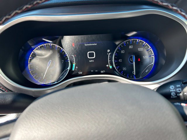 New 2027 Chrysler Pacifica Select FWD image 26