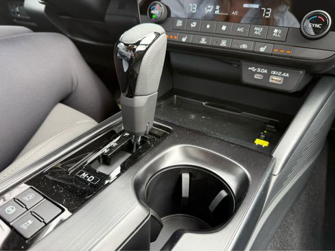 New 2026 Subaru Outback Limited w/ Premium/Limited Plus Package AWD/4WD image 39