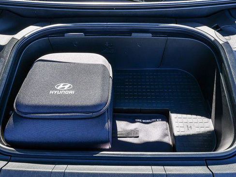 New 2026 Hyundai Ioniq 9 Calligraphy AWD/4WD image 12