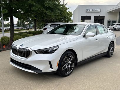 New 2026 BMW i5 eDrive40 w/ Premium Package